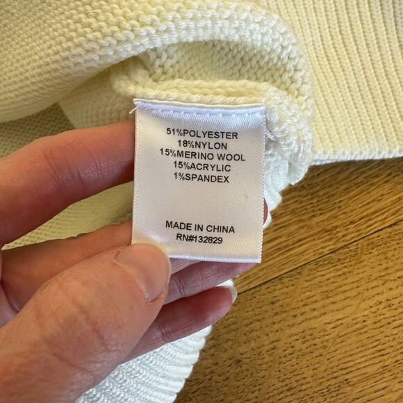 L'Academie - Caledon Boxy Fairisle Turtleneck Sweater in White and Black - Picture 3 of 5